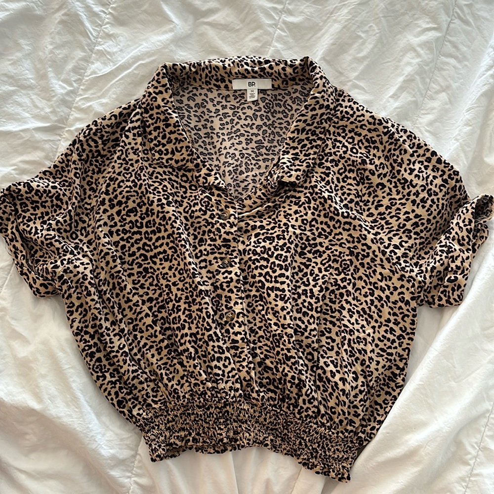 BP. Short sleeved smocked crop top